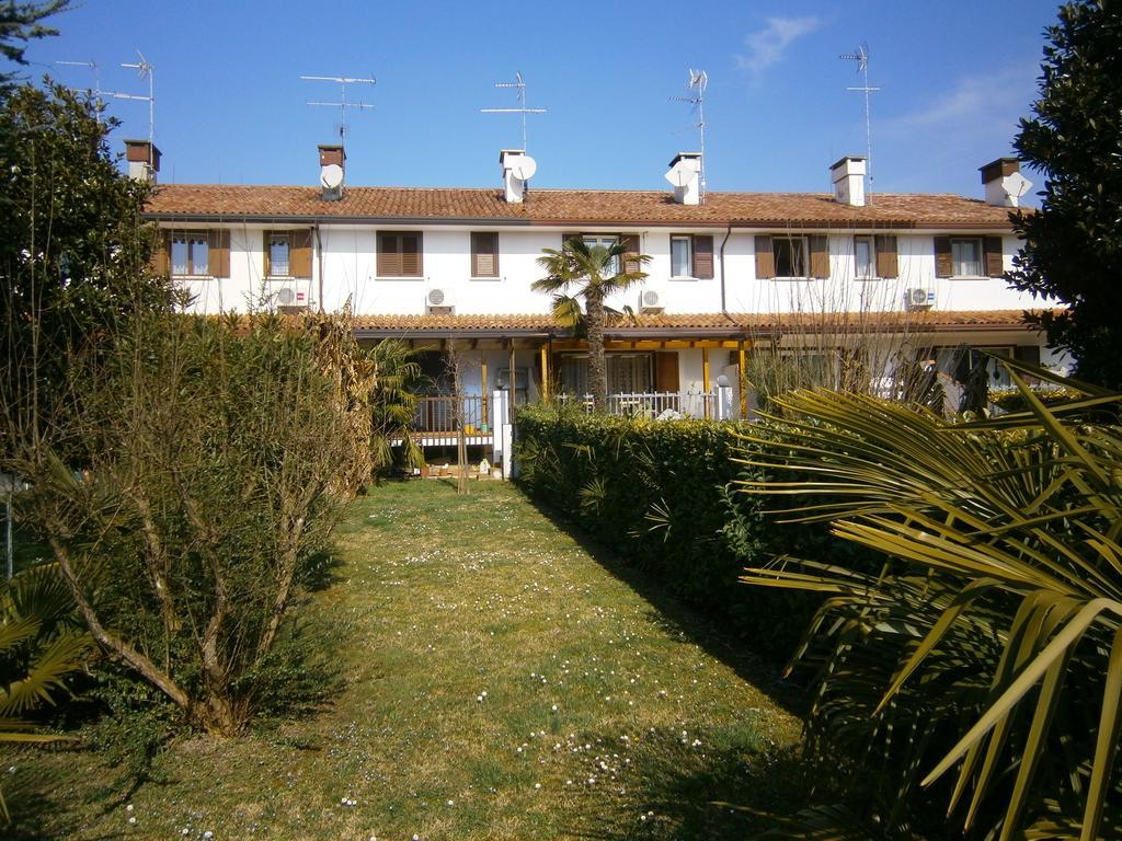 Casa Zodiaco Appartamento Caorle Esterno foto